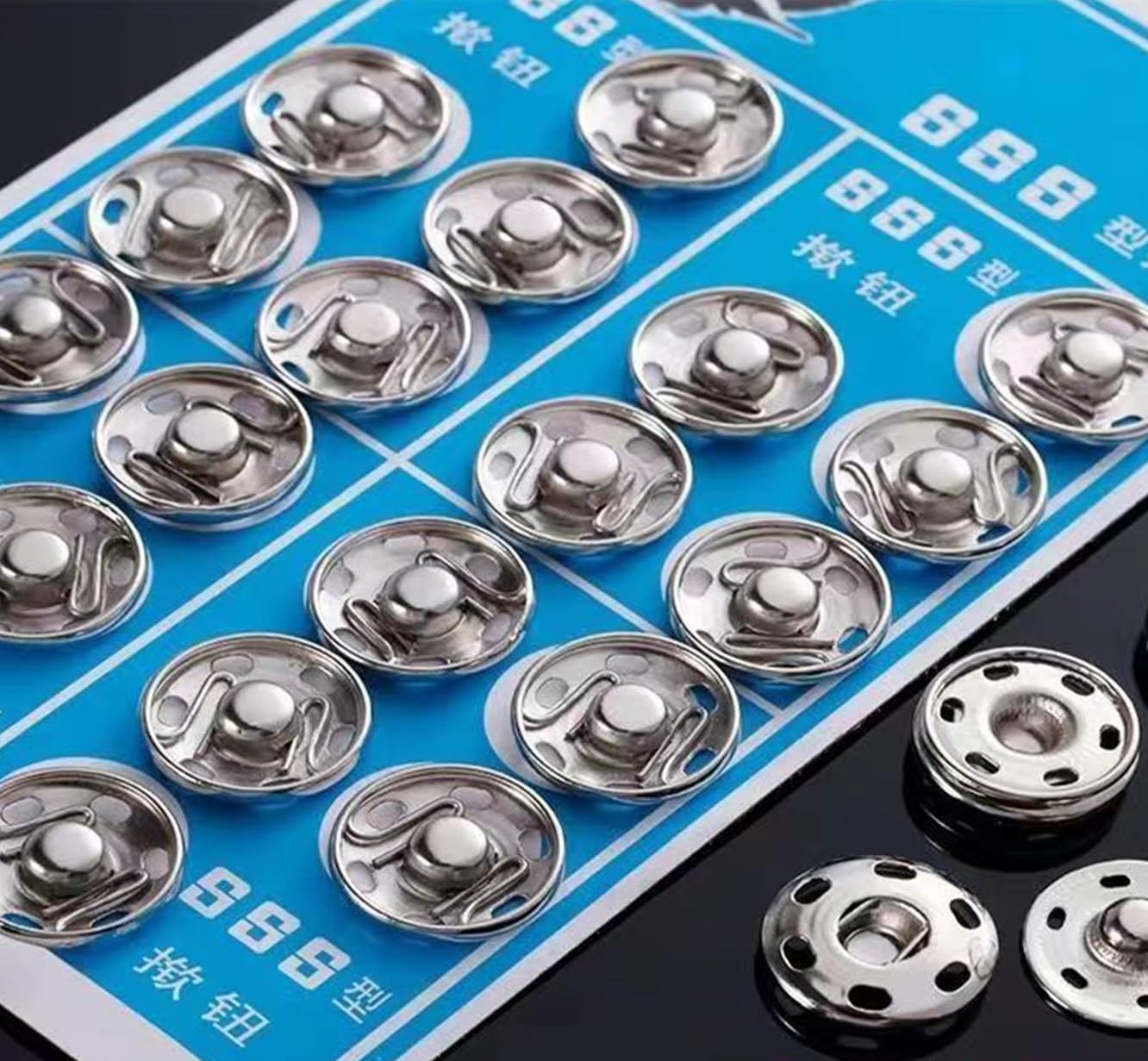 Titch Button Full Box – 1 Number | 8 Pata Black & White Tailoring Buttons